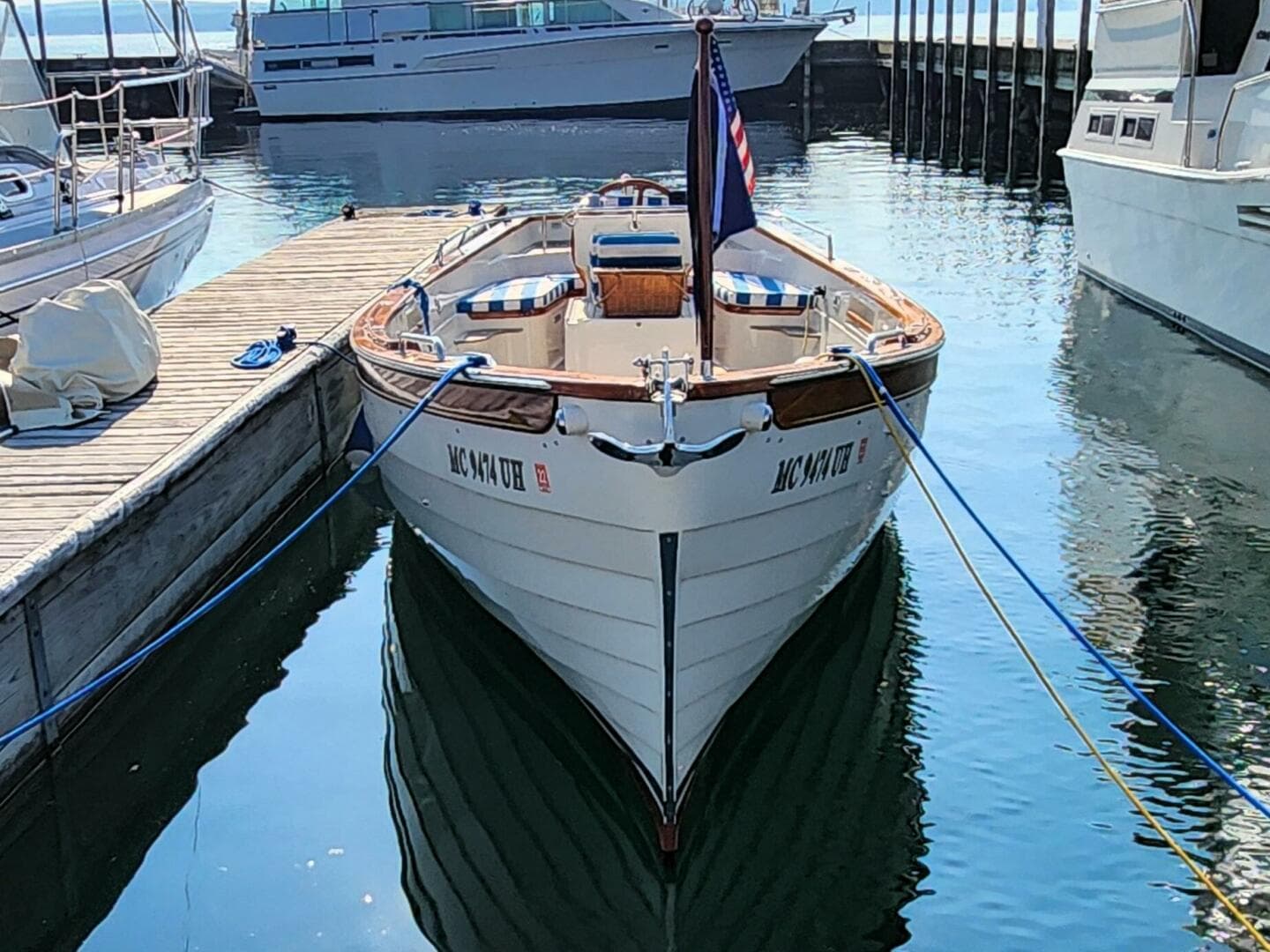 2007 Custom Flanders Bay 27 for Sale in Charlevoix, Michigan Day Boats 3