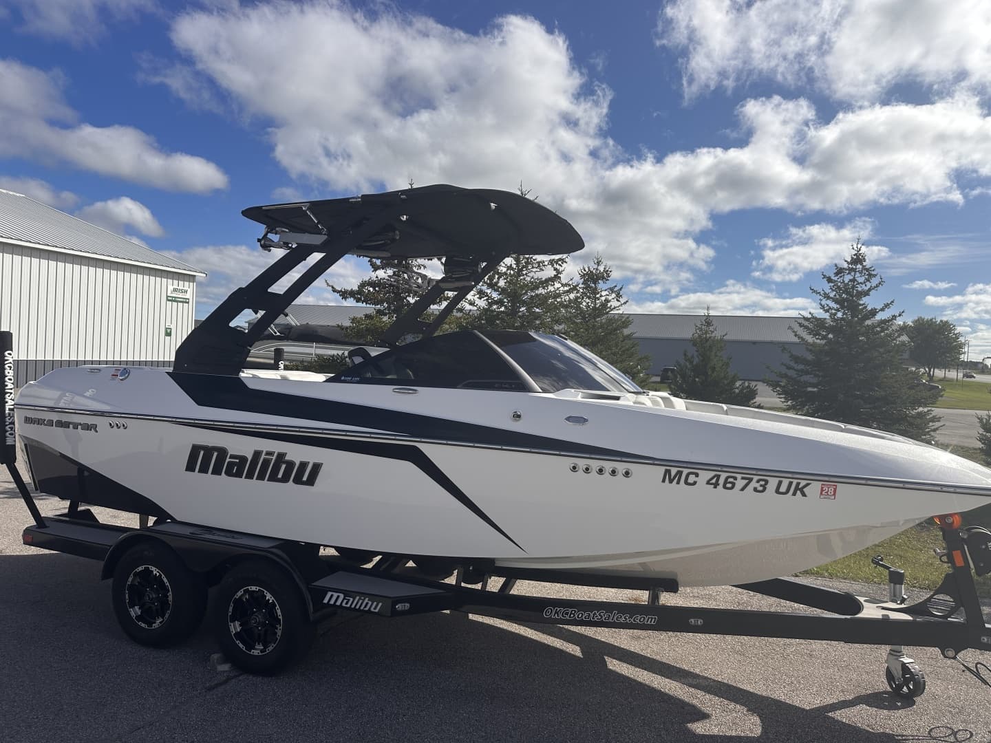 2019 Malibu Boats 21 MLX Wakesetter for Sale in Traverse City, Michigan Ski Boat 5