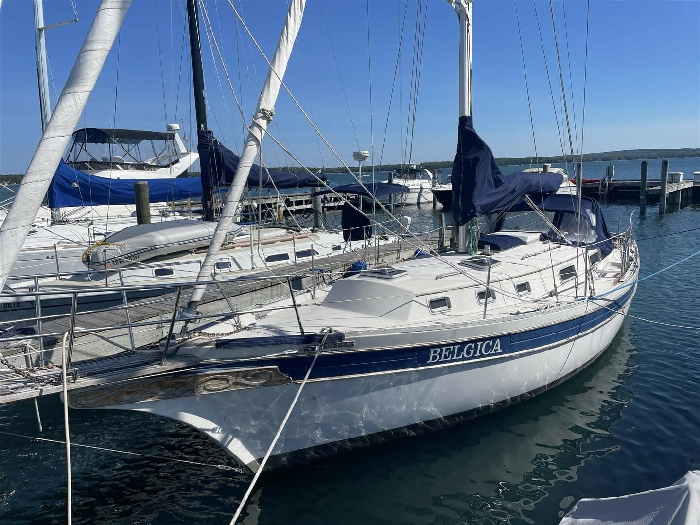 1989 Bayfield 36 for Sale in Charlevoix, Michigan Cutter