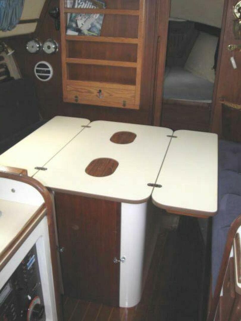 1984 Freedom 29 for Sale in Boyne City, Michigan Sloop 4