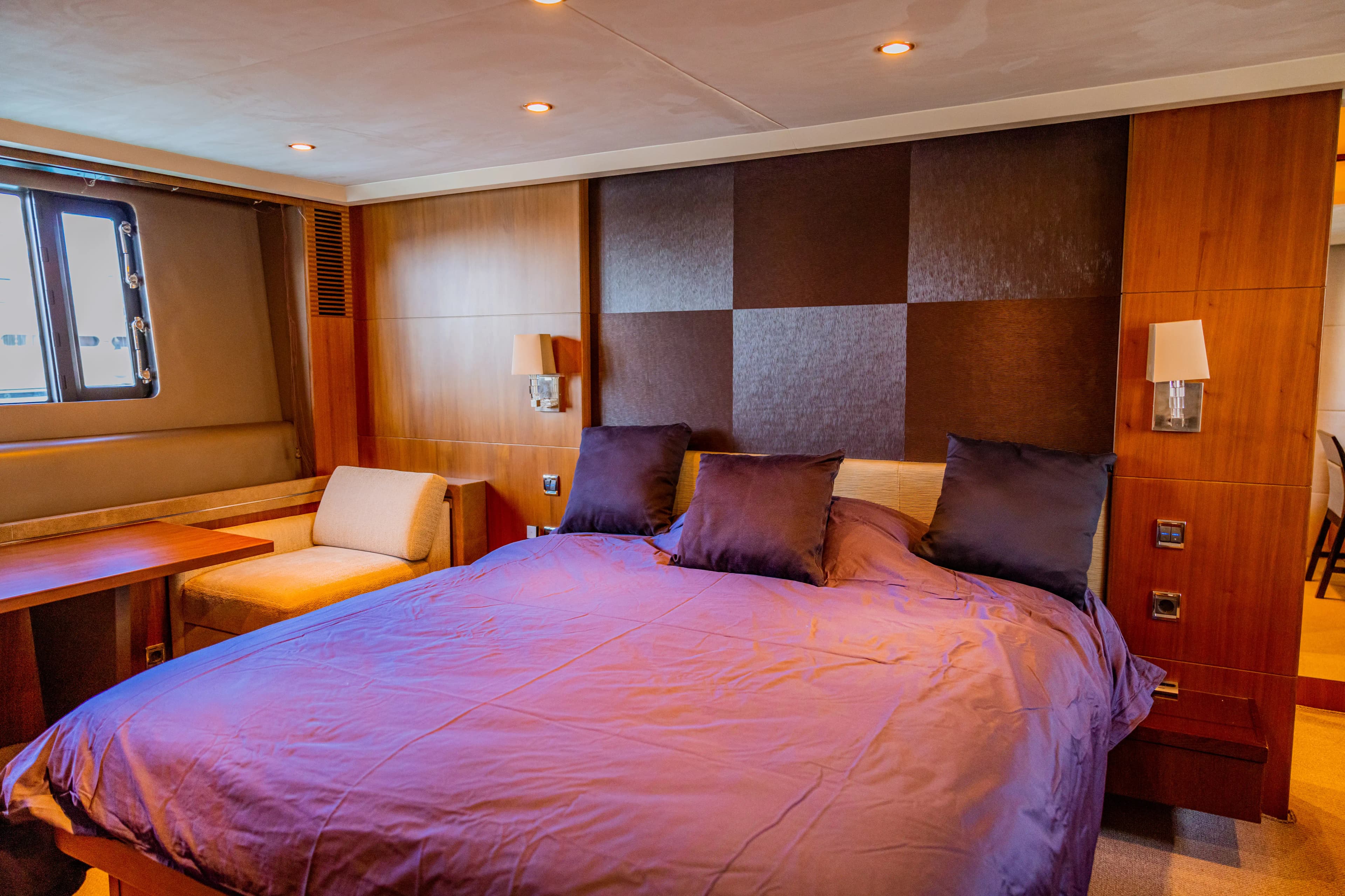 2012 Princess Yachts 78 for Sale in Beirut, LB Flybridge 1