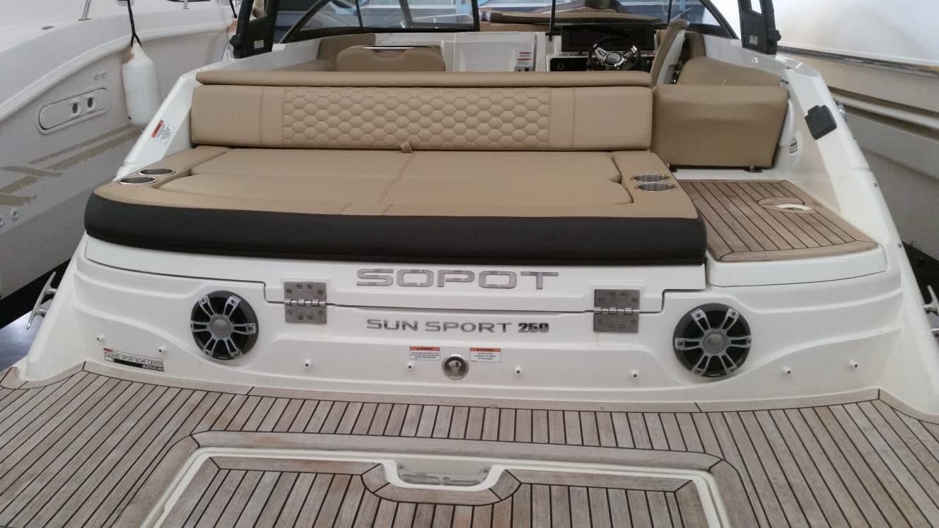 2021 Sea Ray Sun Sport 250 for Sale in Cambrils, ES Sport Cruiser 4