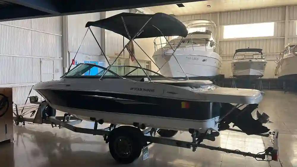 Four Winns 180 HORIZON For Sale