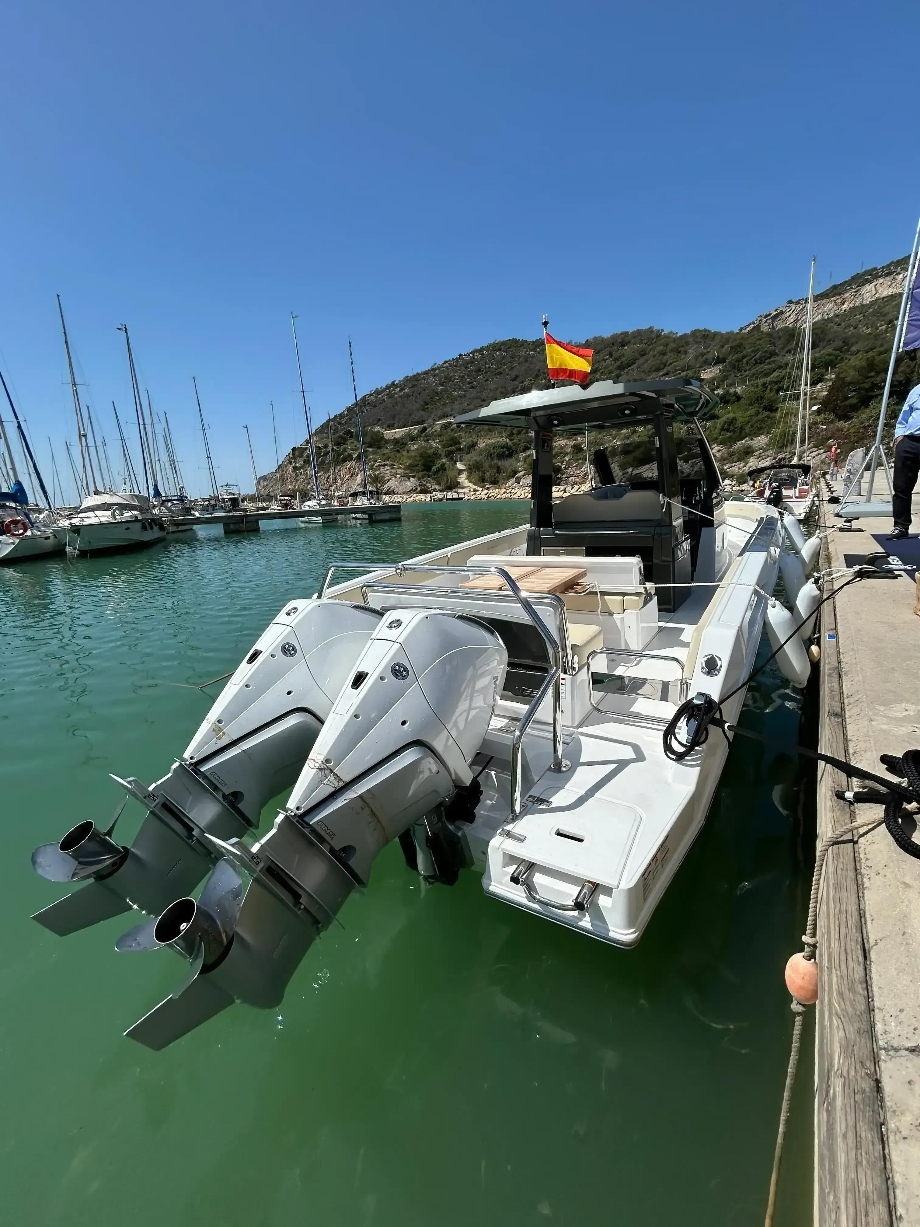 Schaefer Yachts V33 For Sale