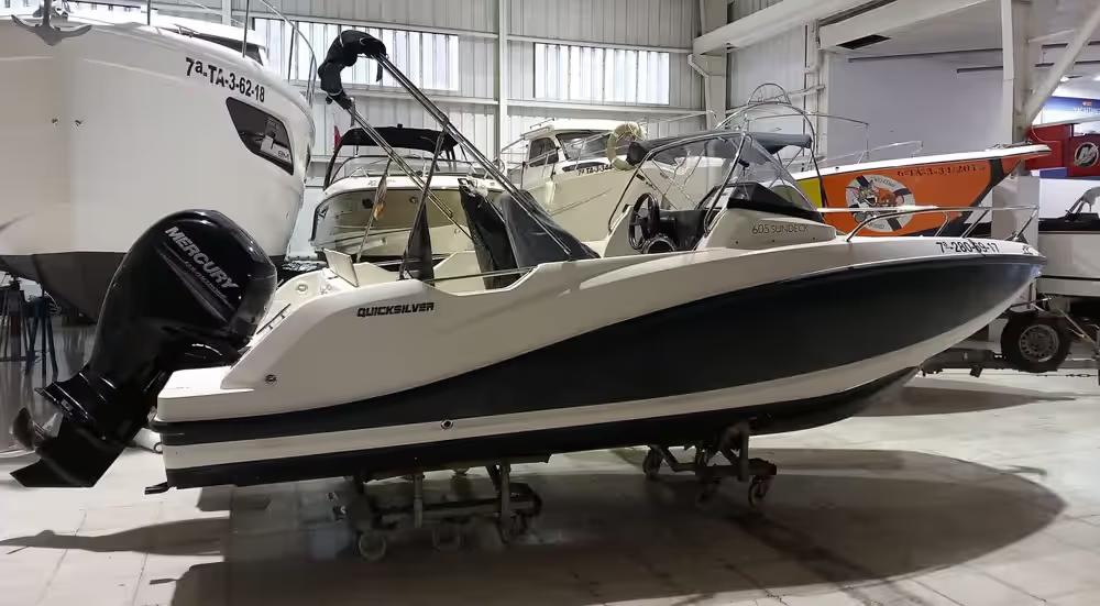 2017 Quicksilver Activ 605 Sundeck