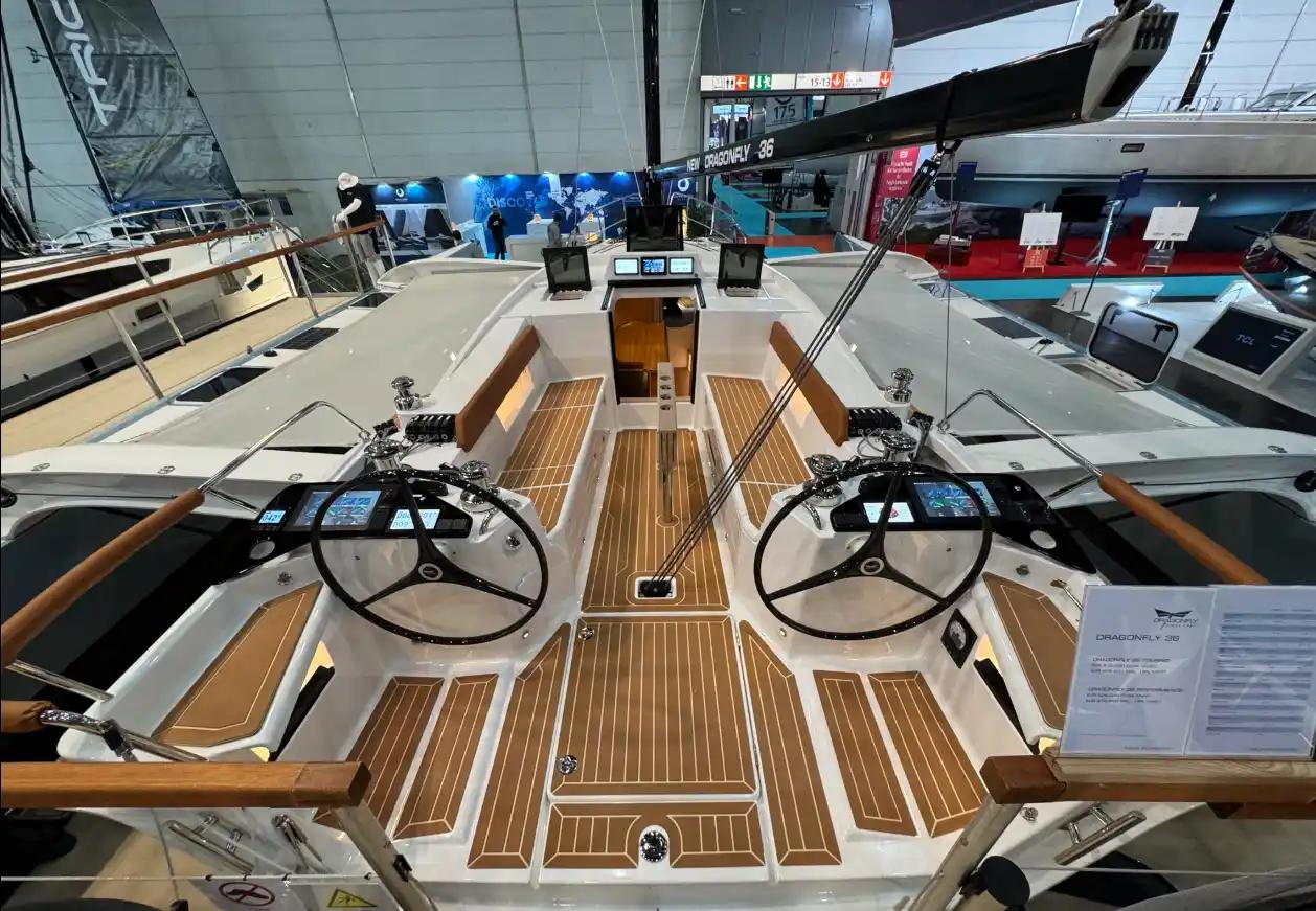 Dragonfly Trimarans 36 For Sale