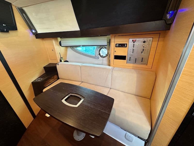 2008 Cranchi Zaffiro 36 in vendita a Torredembarra, ES Cruiser 3