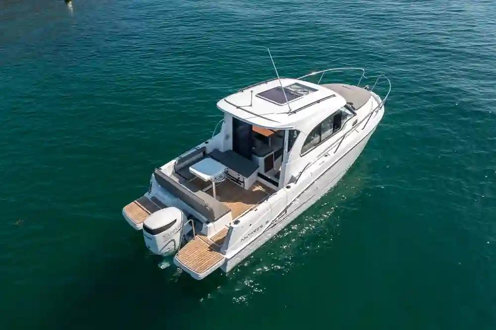 Beneteau Antares 8 For Sale