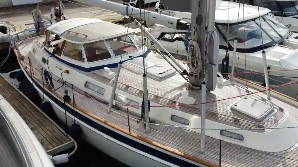 Hallberg-Rassy 53 a la venta