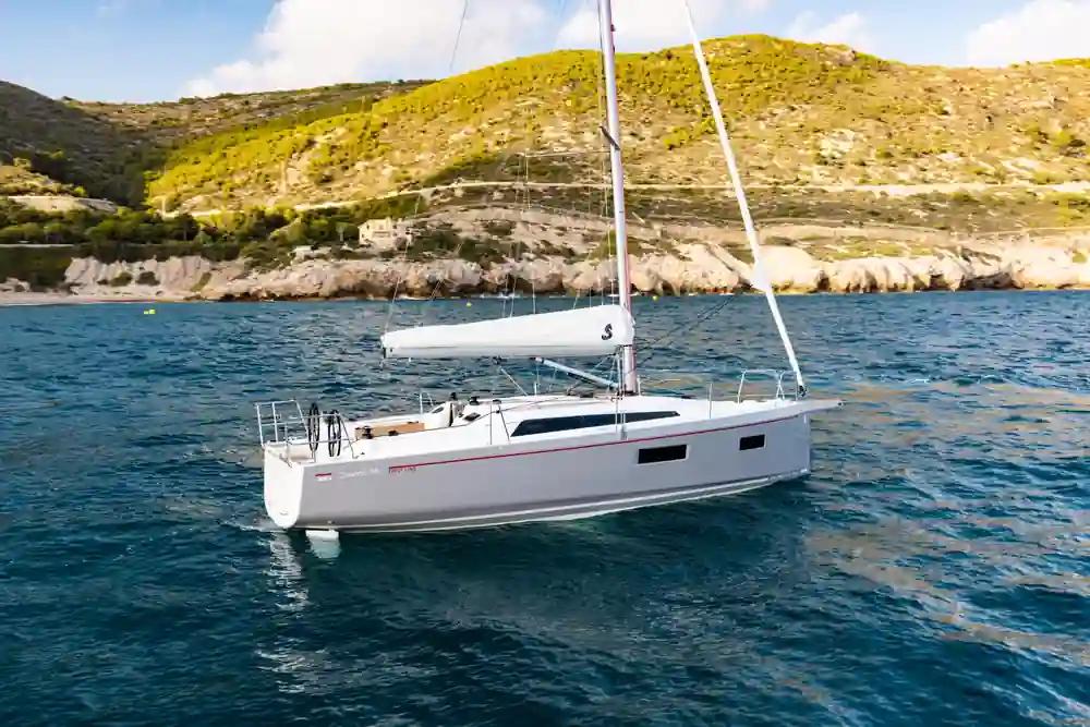Beneteau Oceanis 34.1 For Sale