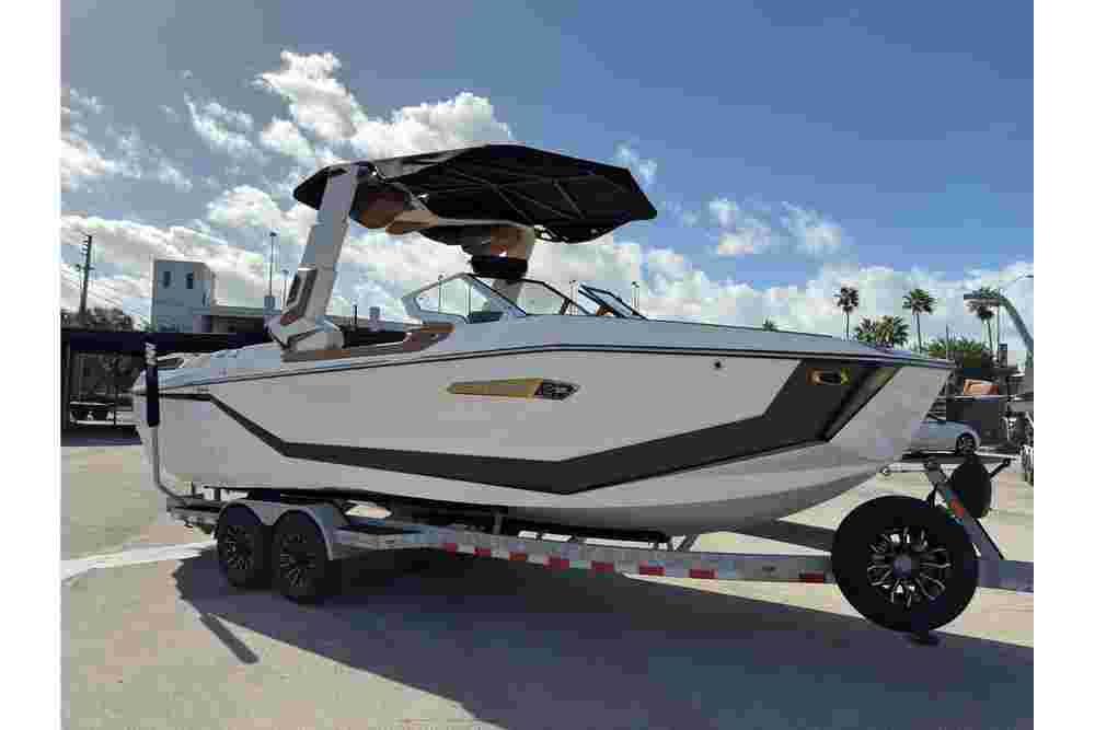 2025 Nautique Super Air G25
