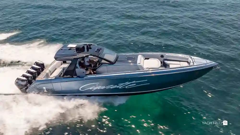 Cigarette Racing 42' Auroris for Sale
