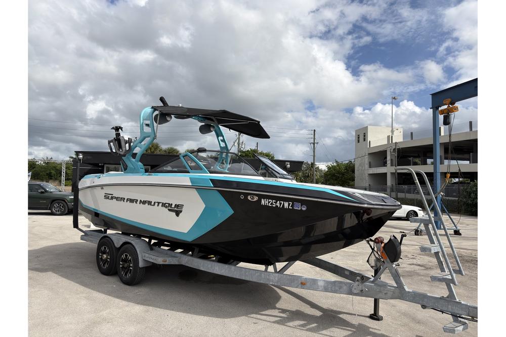 2018 Nautique Super Air G23