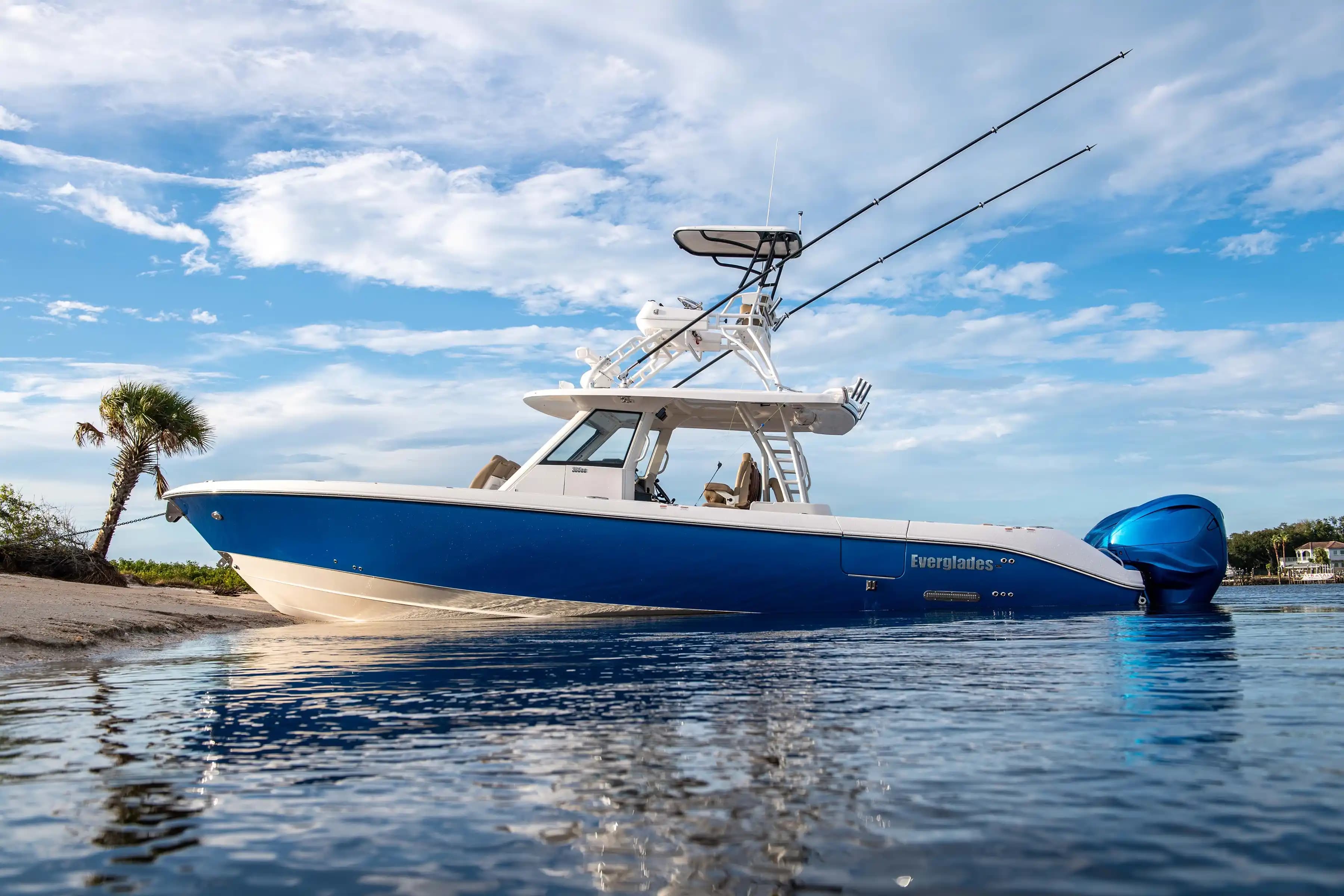 2026 Everglades Boats 395CC for Sale in San Diego, California Center Console 4
