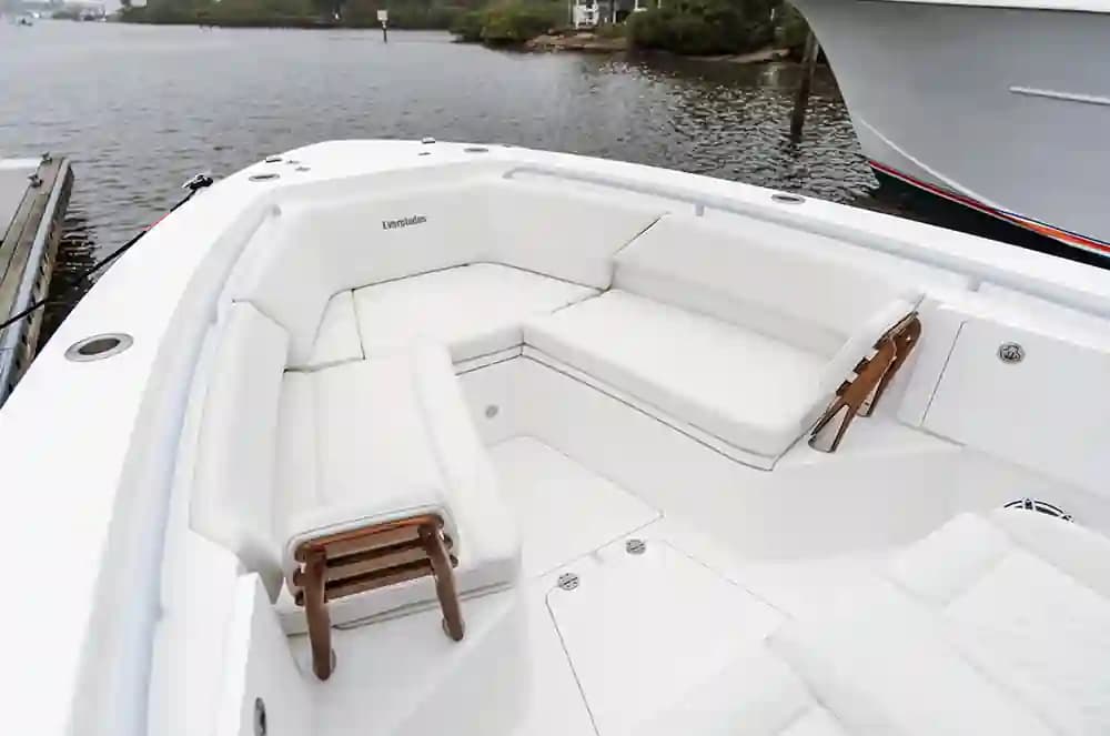 2026 Everglades Boats 335CC for Sale in San Diego, California Center Console 2