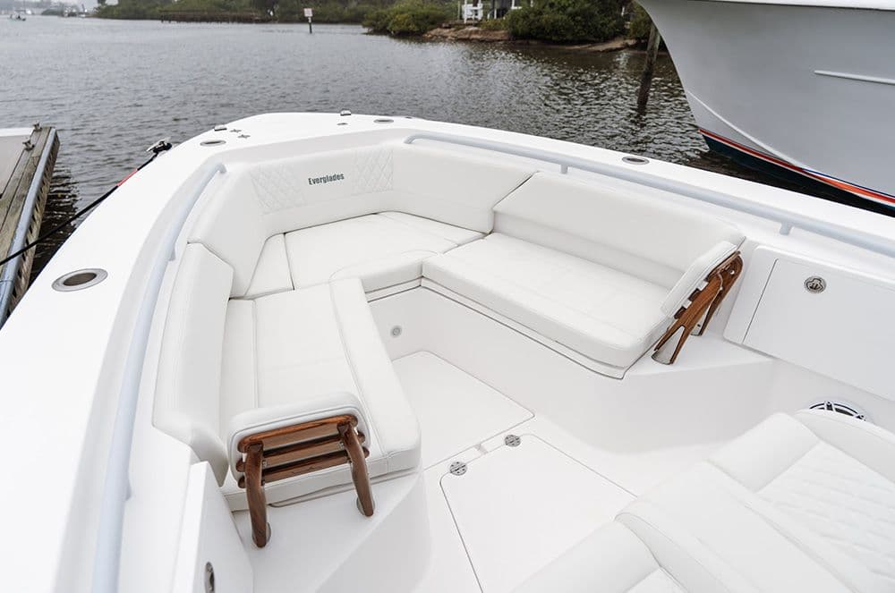 2026 Everglades Boats 335CC for Sale in San Diego, California Center Console 2