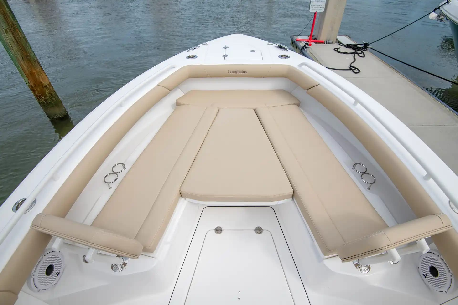 2026 Everglades Boats 273CC for Sale in San Diego, California Center Console 2