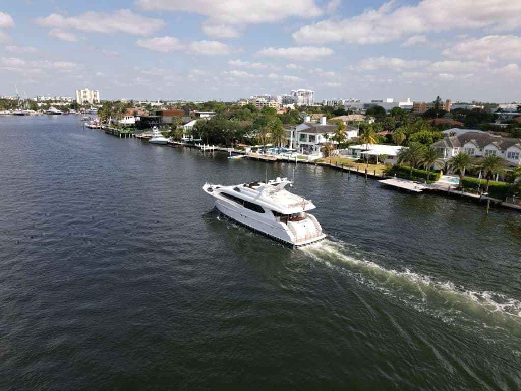 Lazzara 94ft a la venta