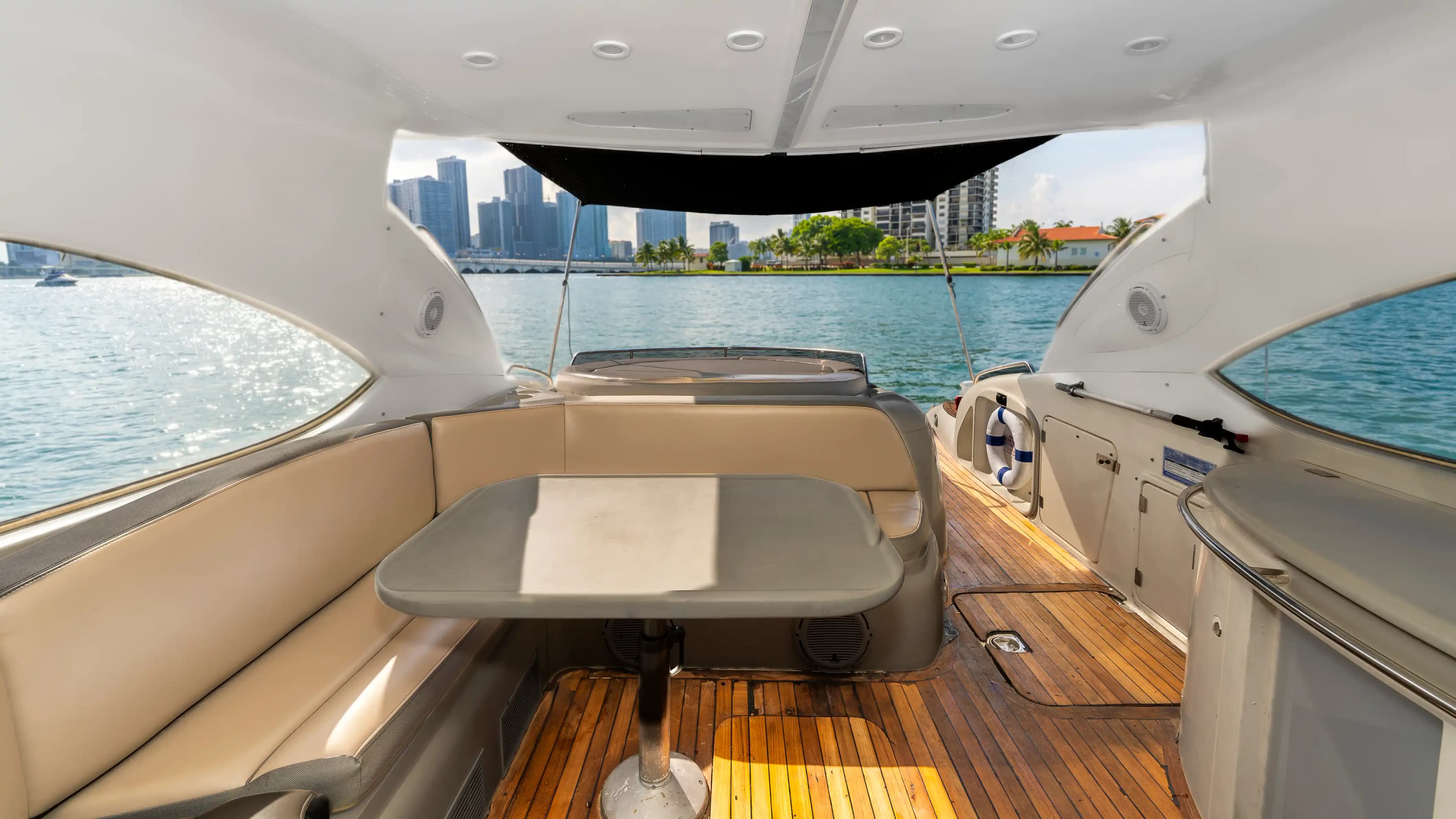 1999 Sunseeker Predator 58 a la venta en Miami, Florida Cruiser 2