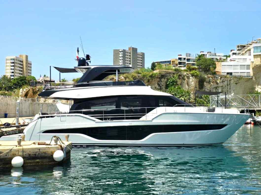 Yacht