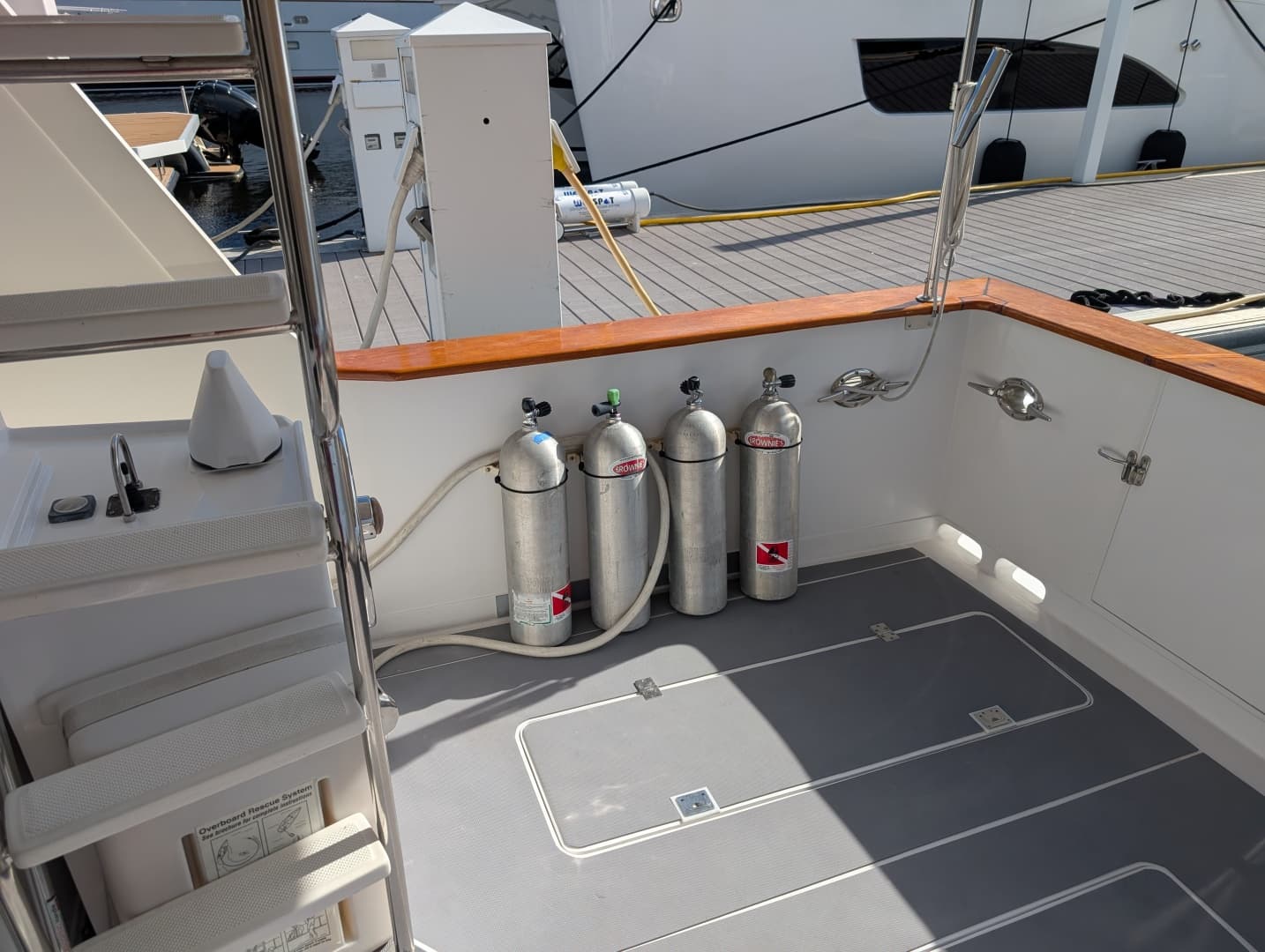 1997 Offshore Yachts 58 Pilothouse for Sale in Fort Lauderdale, Florida Motor Yacht 3