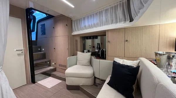 Cranchi A46 Luxury Tender for Sale