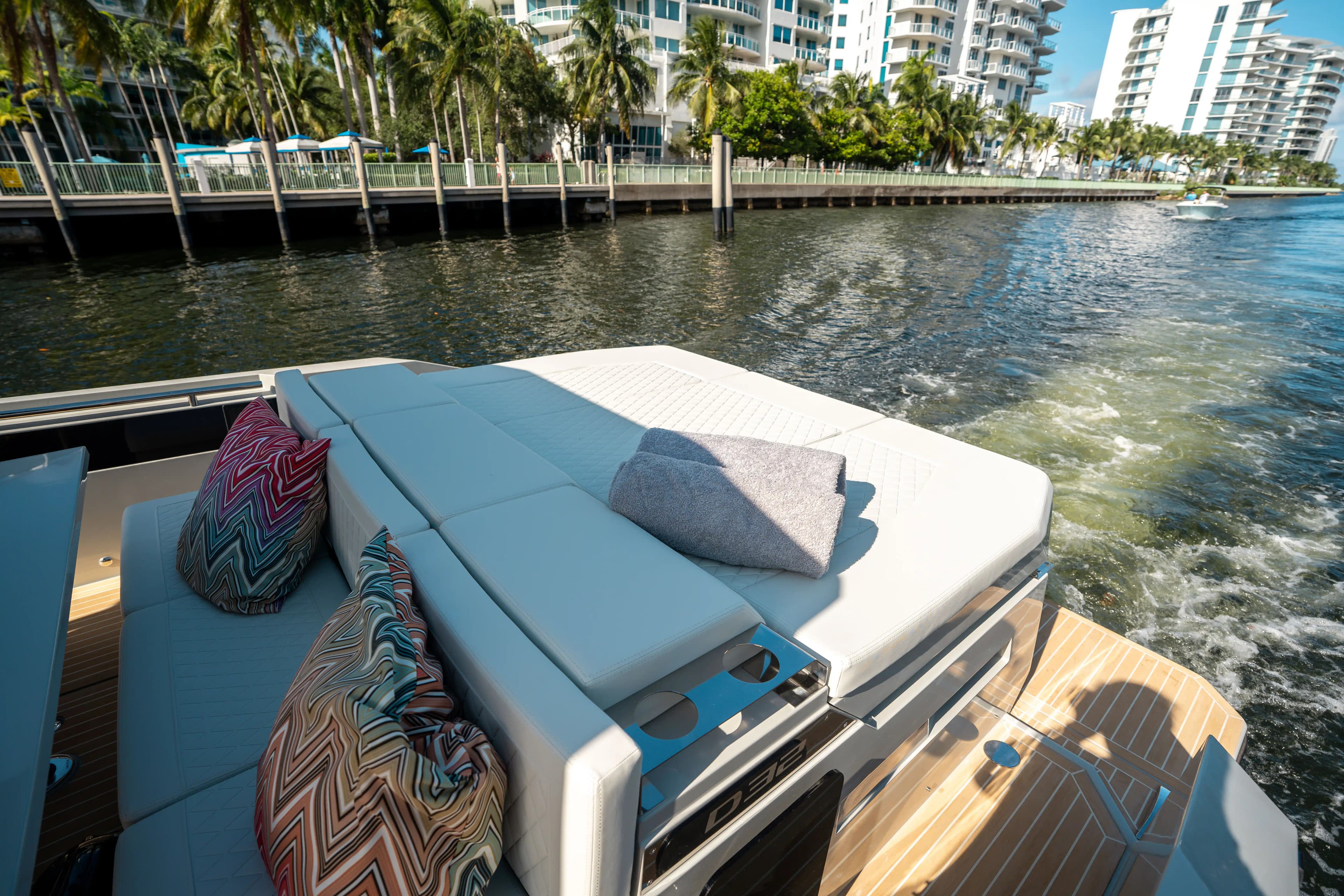 2025 De Antonio Yachts D32 Open Sold in Miami, Florida Walk-around Boats 3