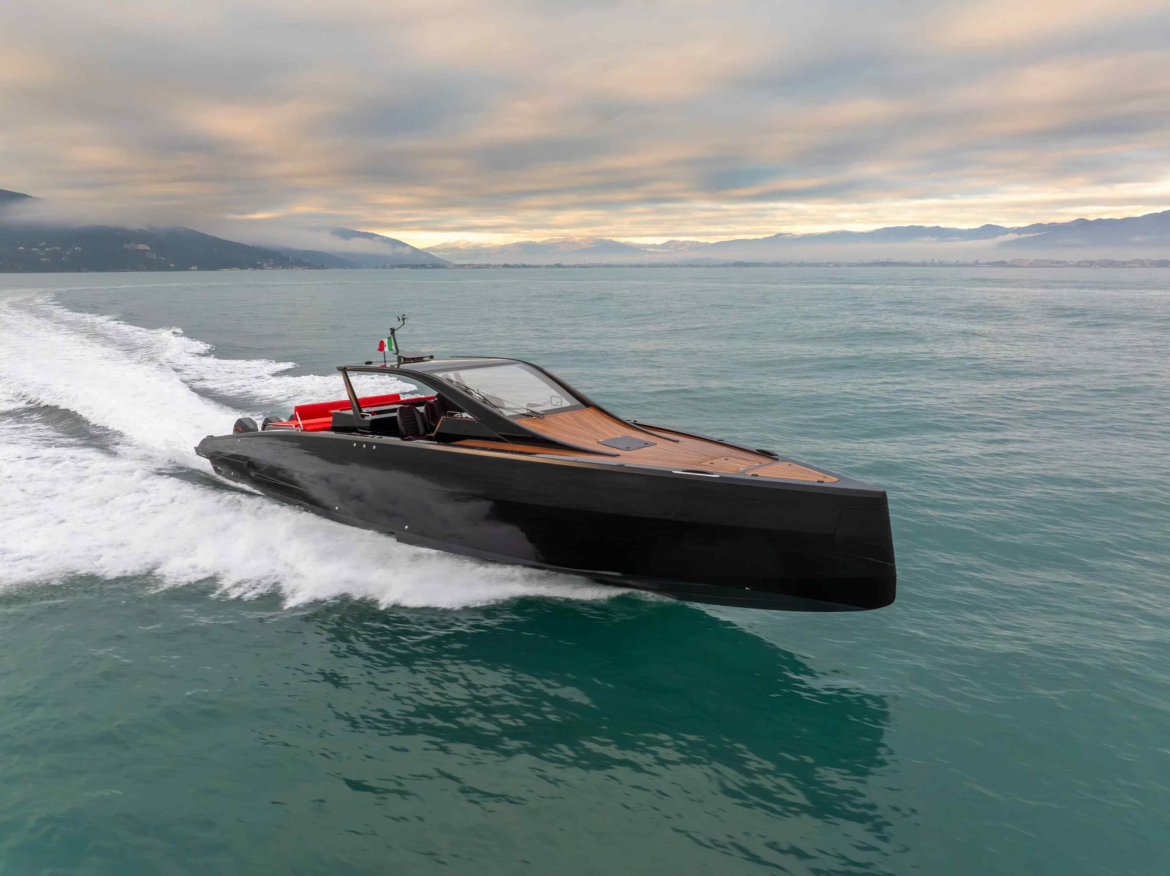 Yacht
