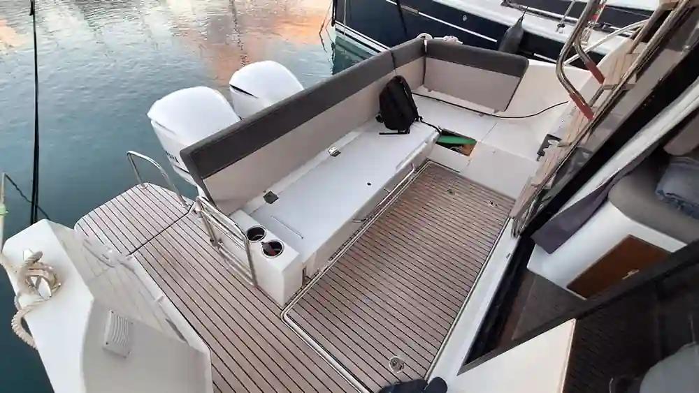 Jeanneau Merry Fisher 1095 Fly For Sale