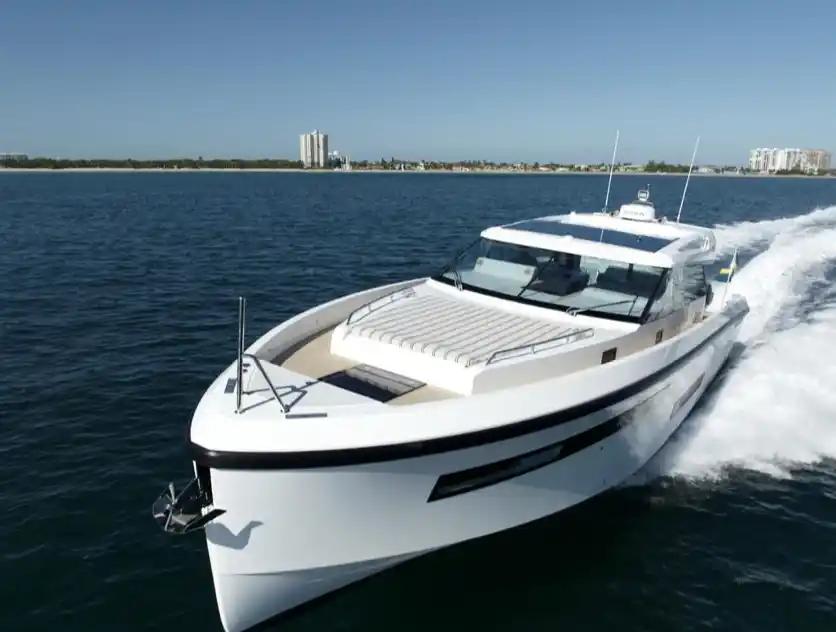 Delta Powerboats 48 Coupe For Sale