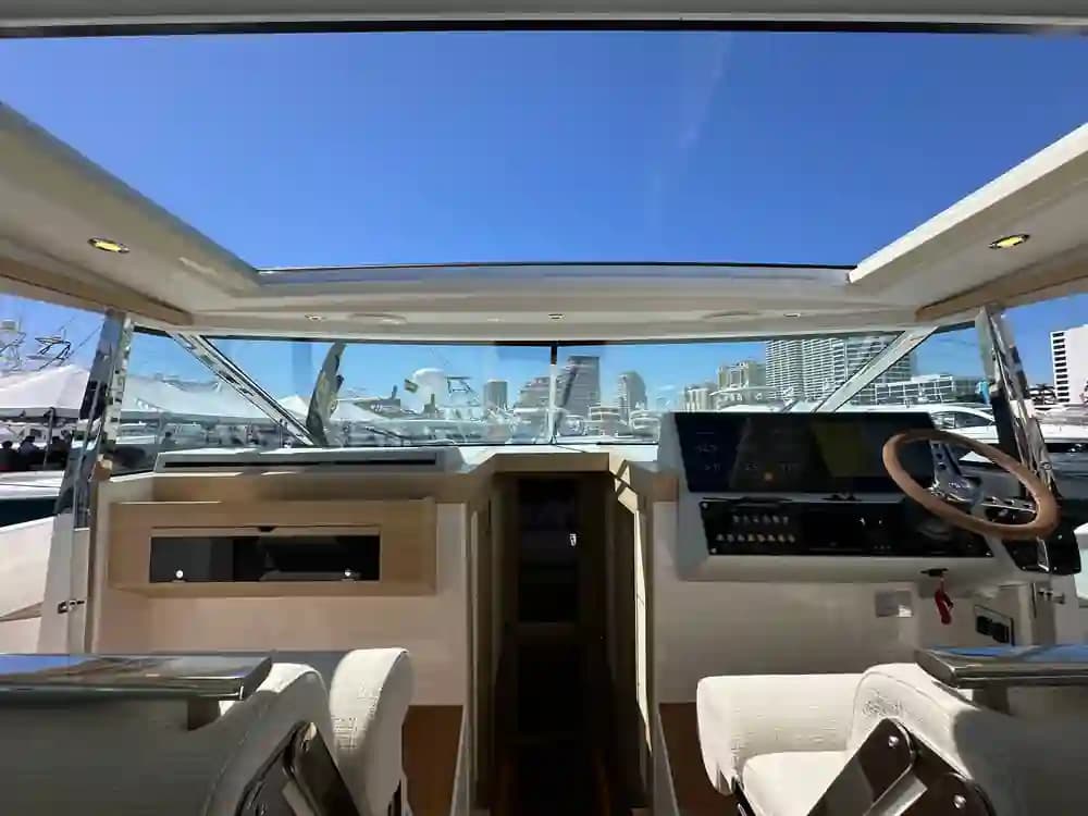 Delta Powerboats 48 Coupe zum Verkauf