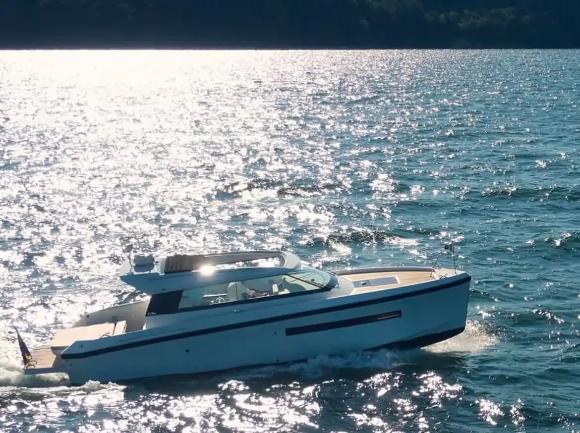 Delta Powerboats 33 Coupe for Sale