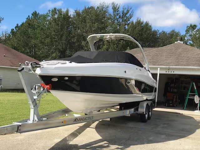 2018 Rinker 29 QX