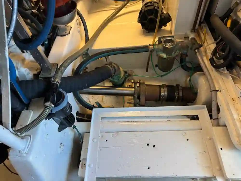 1995 Viking Yacht 58 Convertible for Sale in West Palm Beach, Florida Sport Fishing 2