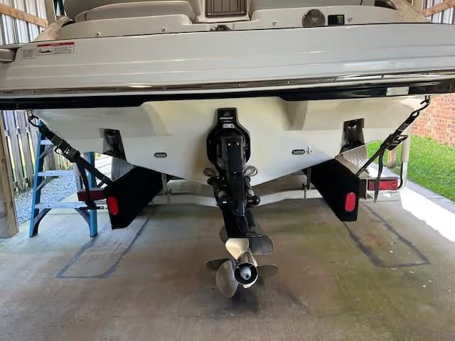 2018 Rinker 29 QX