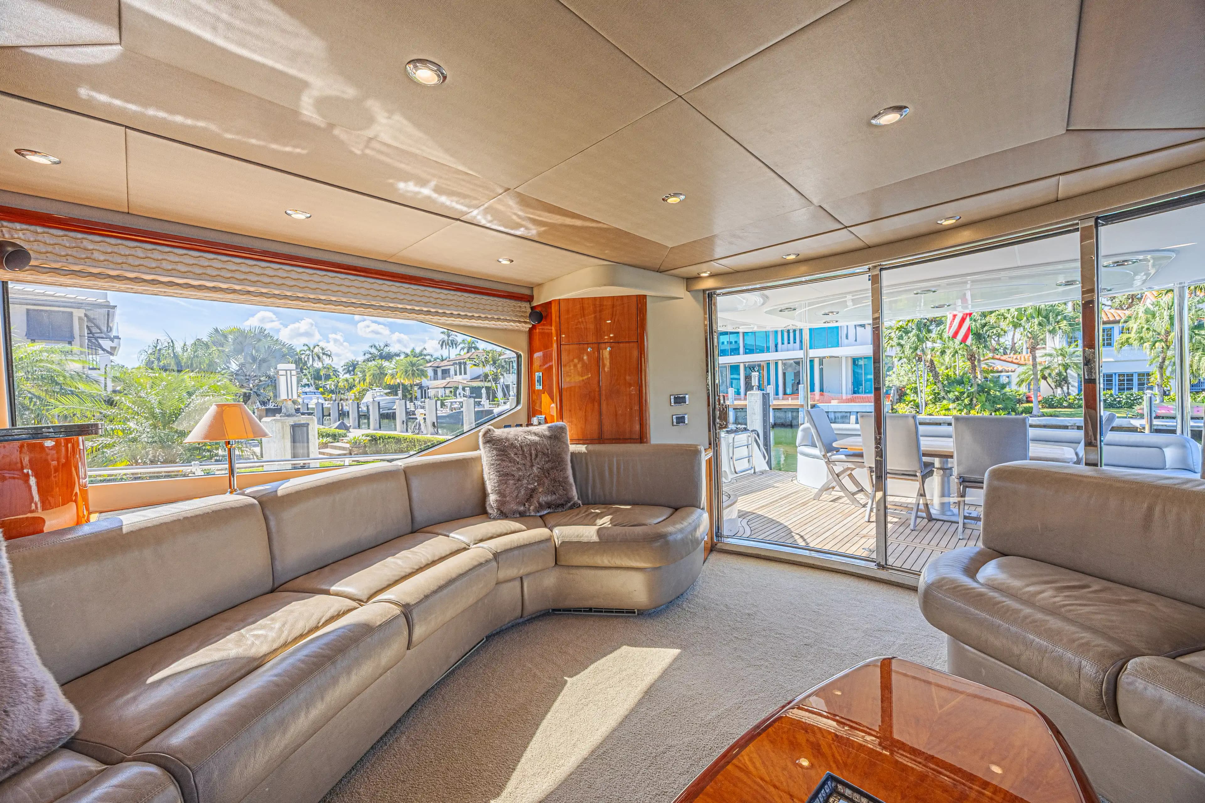 2006 Sunseeker 75 Yacht for Sale in Fort Lauderdale, Florida Flybridge 2