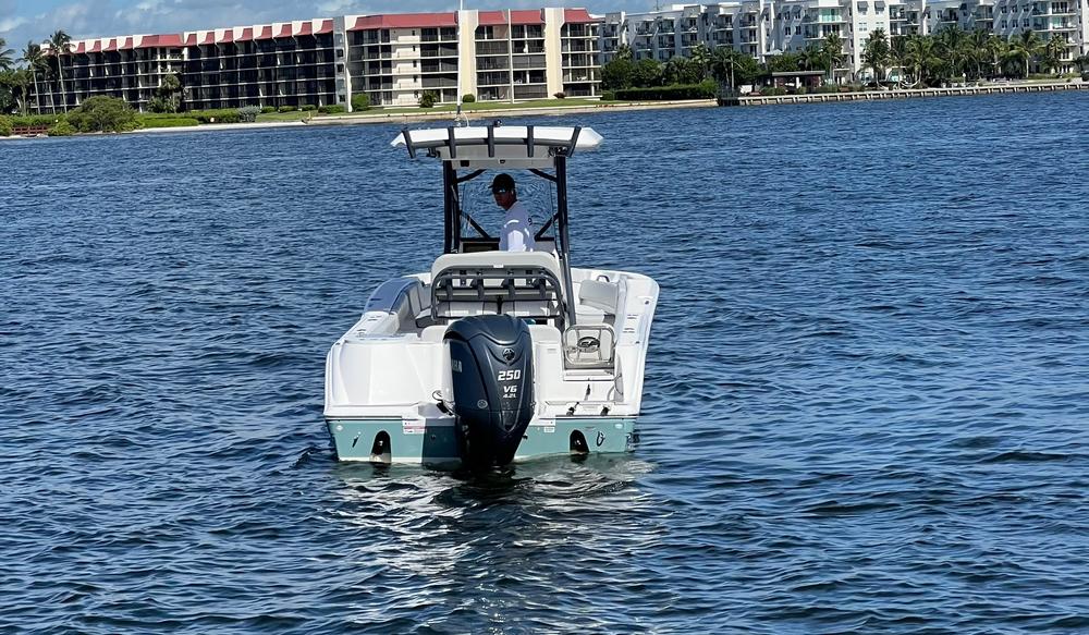 2022 Sea Fox Boats 248 Commander