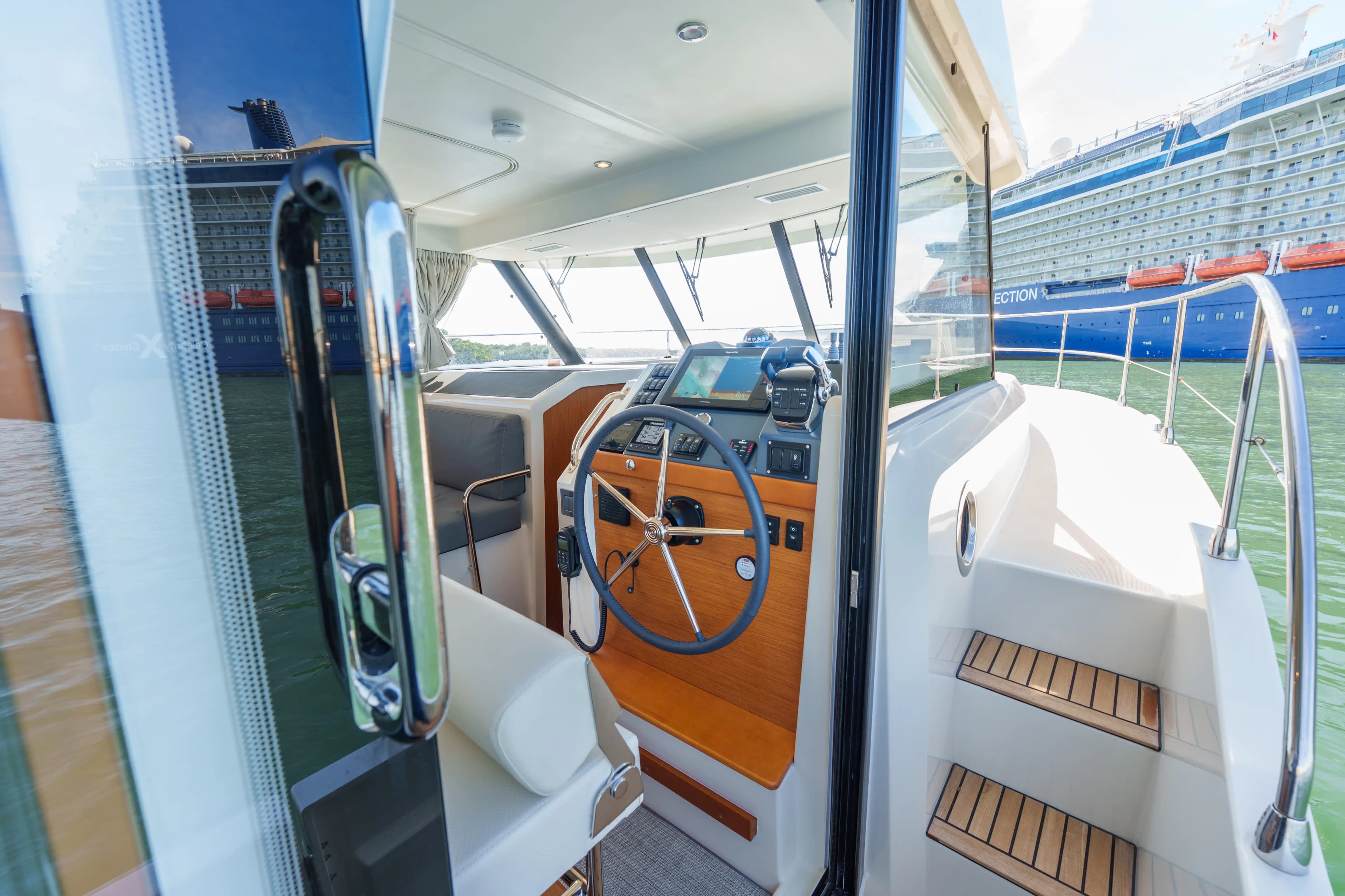 2025 Beneteau Swift Trawler 41 Fly for Sale in Fort Lauderdale, Florida Explorer Yachts 3