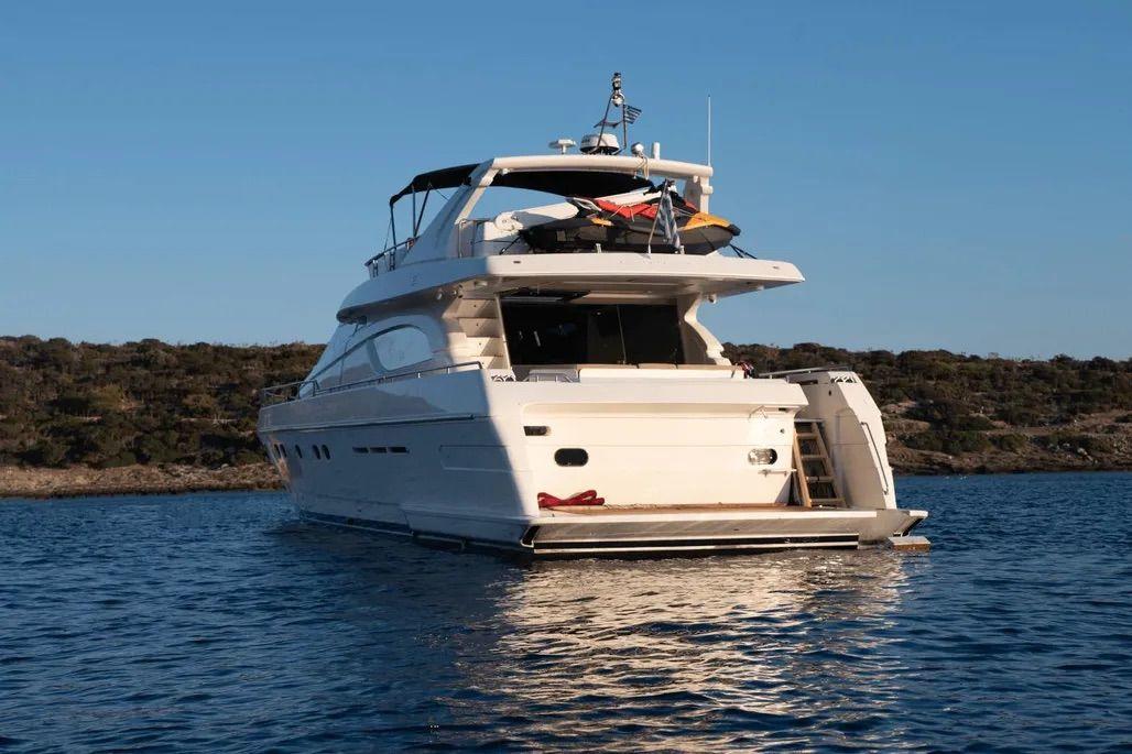 Ferretti Yachts 720 For Sale