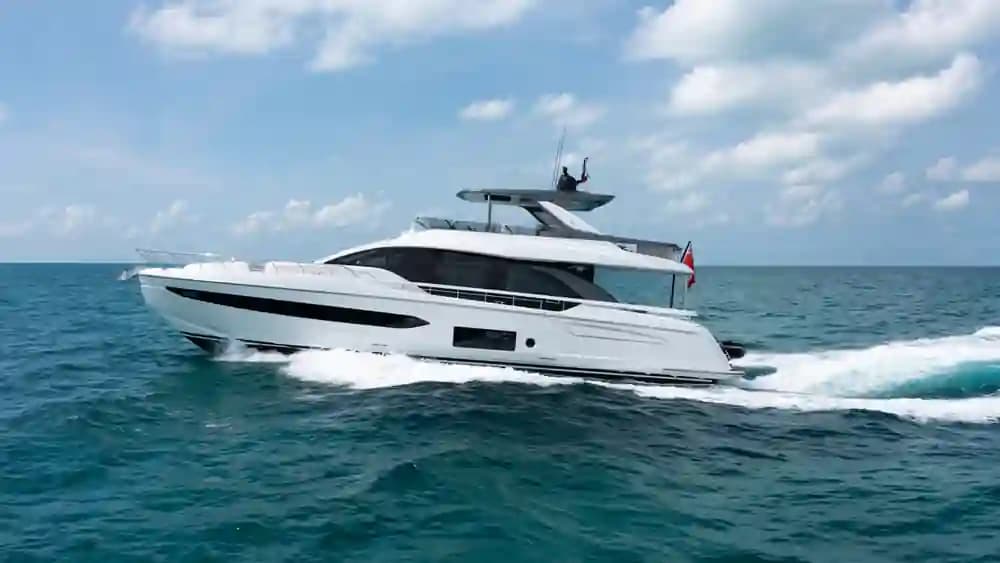 Azimut Fly 78 à vendre