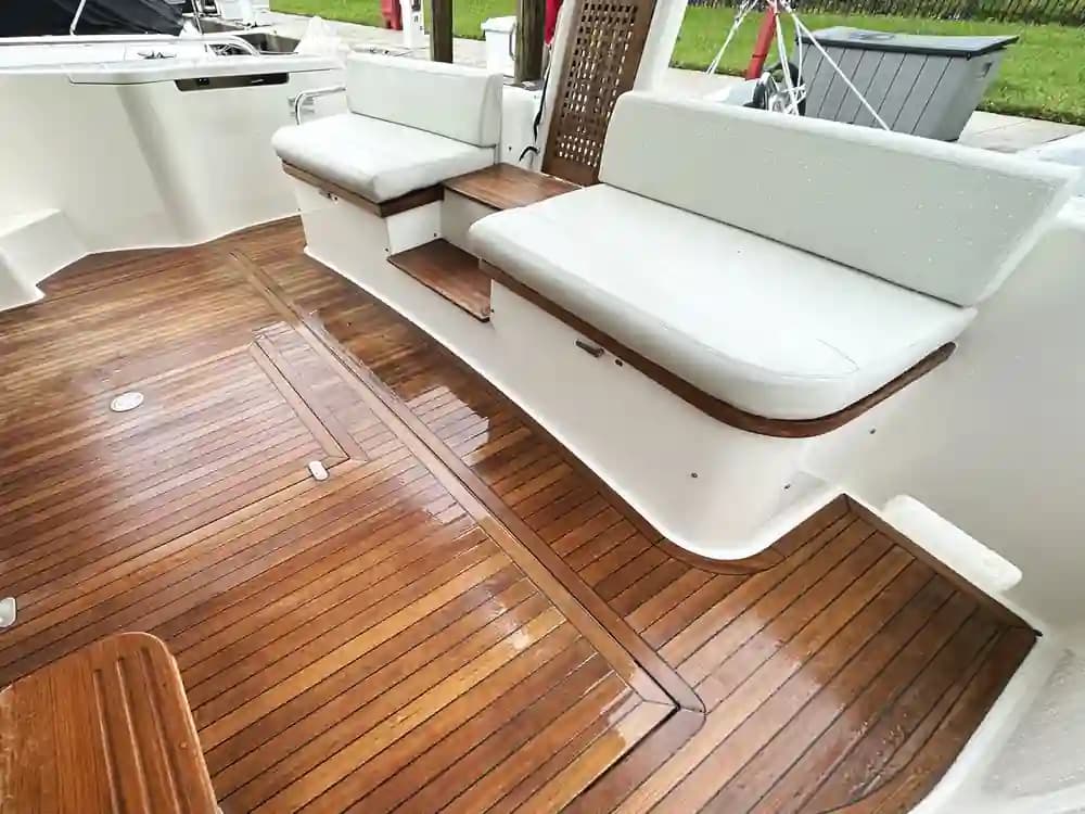 2014 Ferretti Yachts 530 for Sale in Aventura, Florida Motor Yacht 3