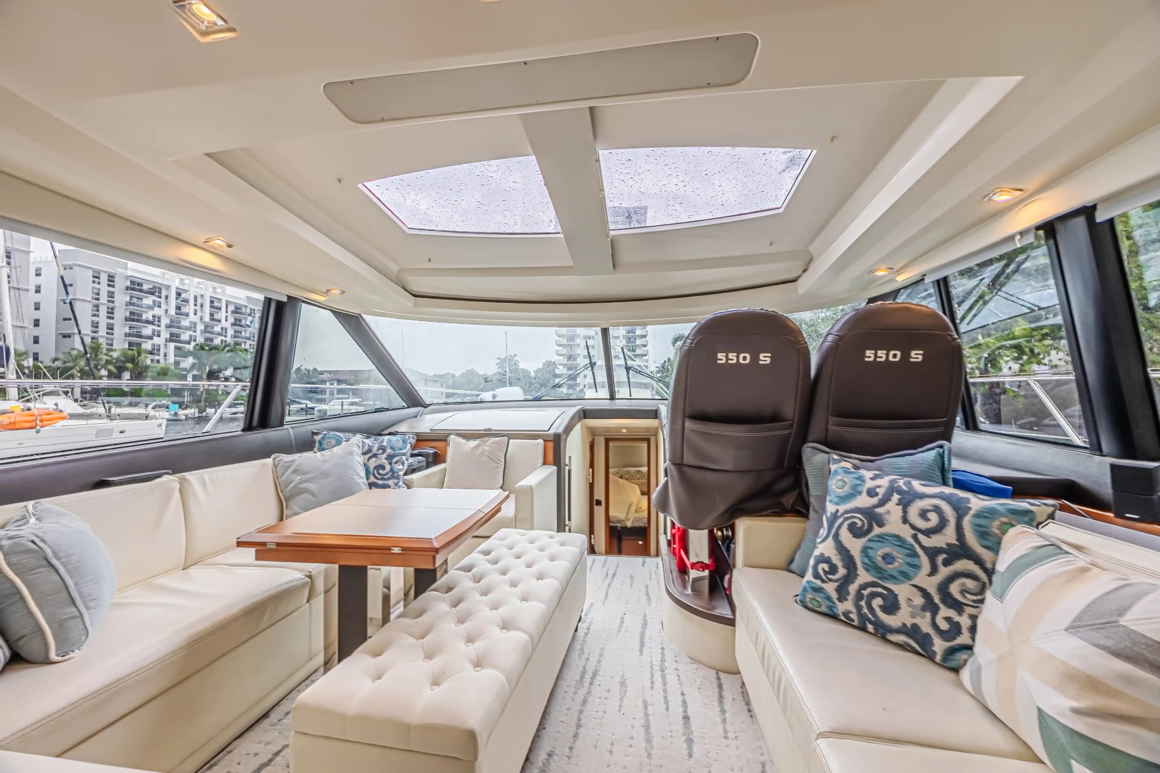 2013 Prestige 550S te koop in Fort Lauderdale, Florida Express Cruiser 4