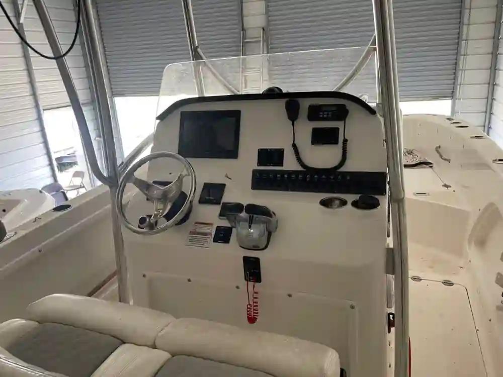 Twin Vee 230 JP CC in vendita