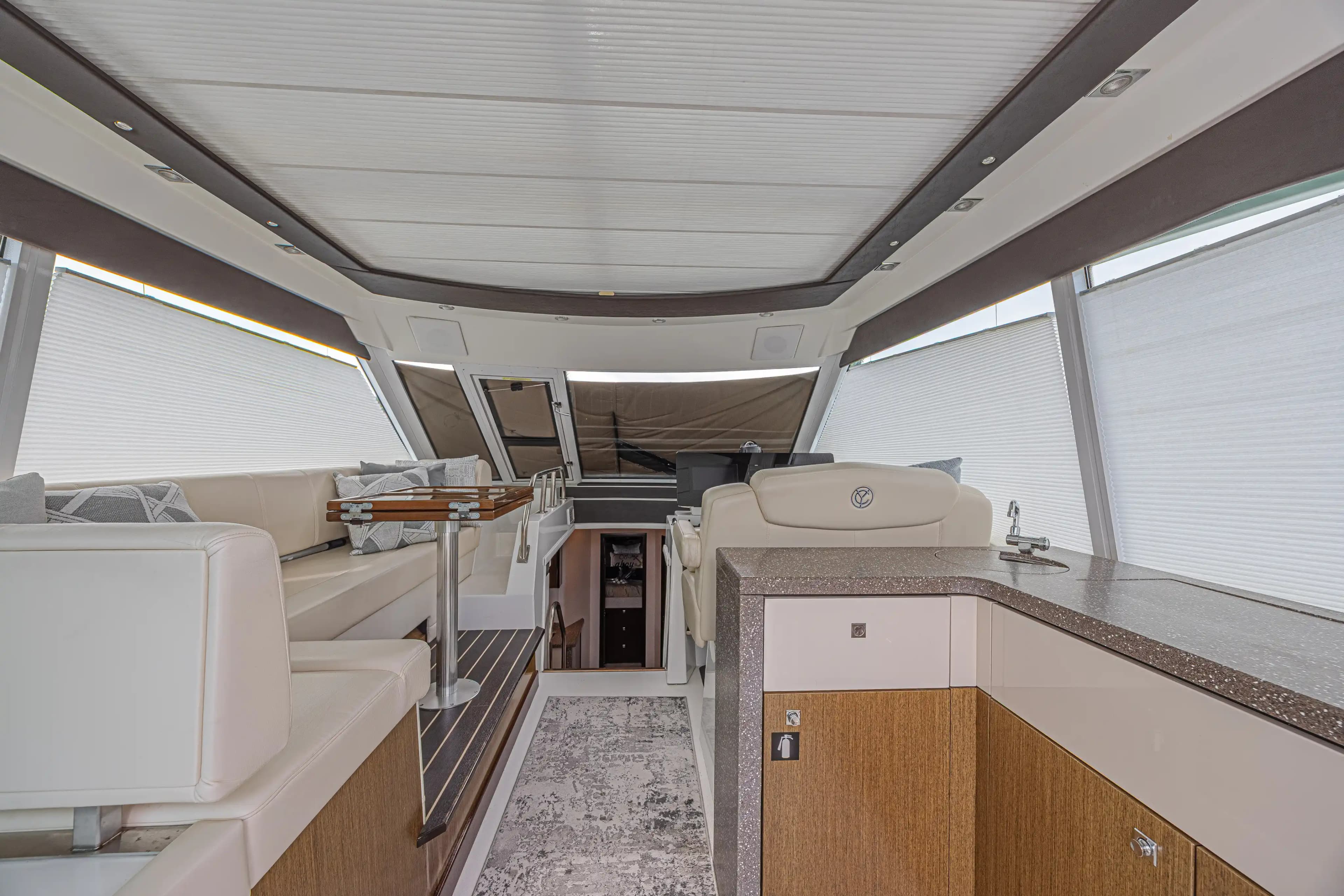 Cruisers Yachts 48 Cantius in vendita