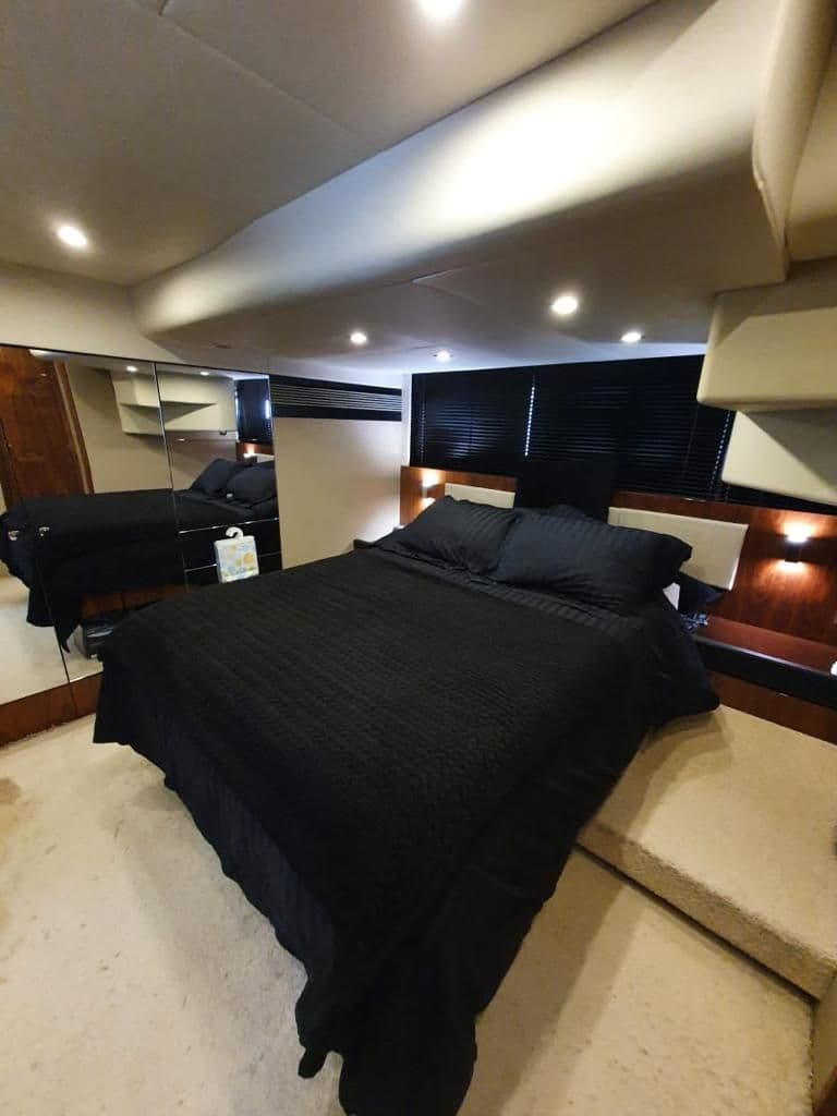 2011 Fairline 55 Squadron for Sale in Fort Lauderdale, Florida Flybridge 1