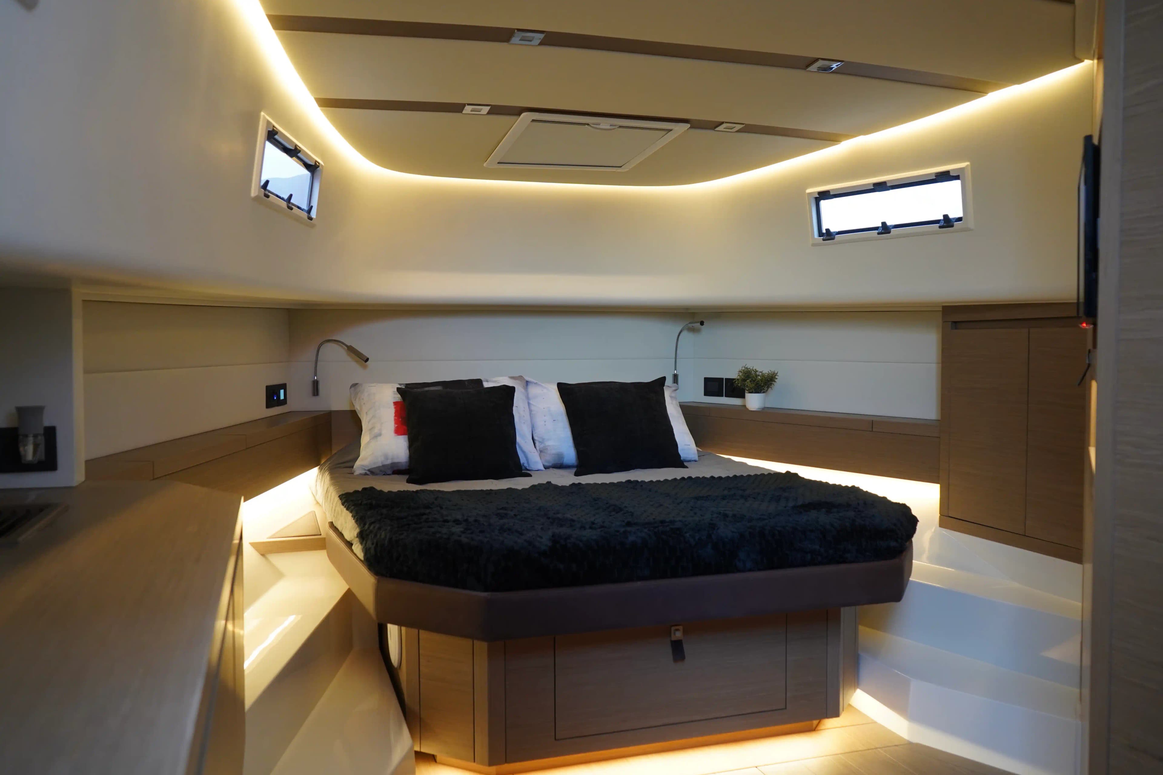 2025 Pardo Yachts P43 for Sale in Chicago, Illinois Walk-around Boats 1