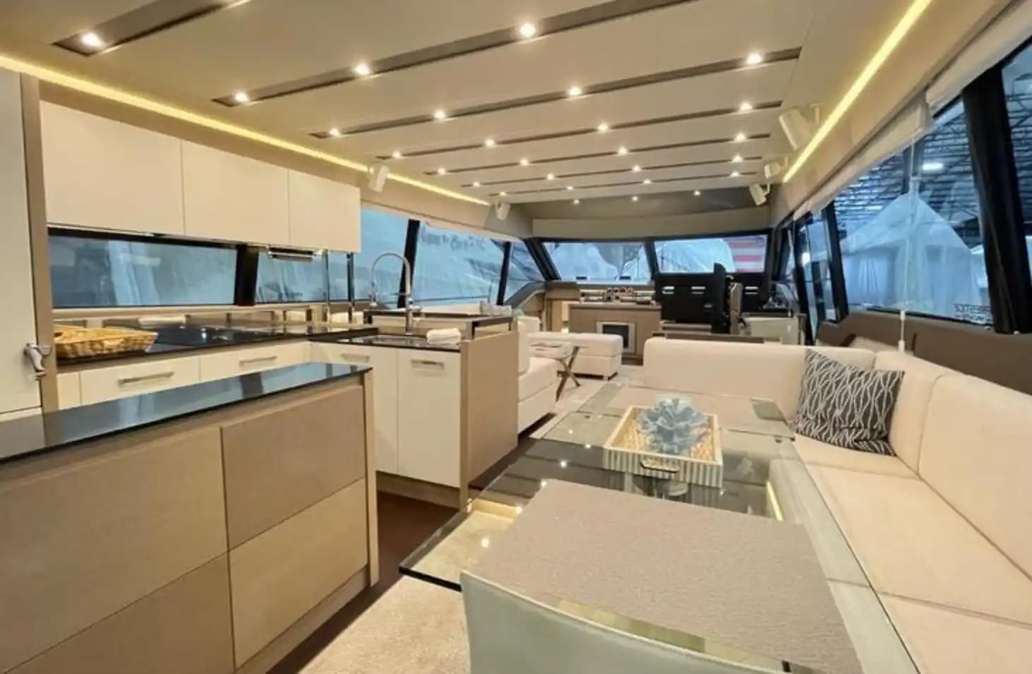 2016 Prestige 680 for Sale in Chicago, Illinois Flybridge 1