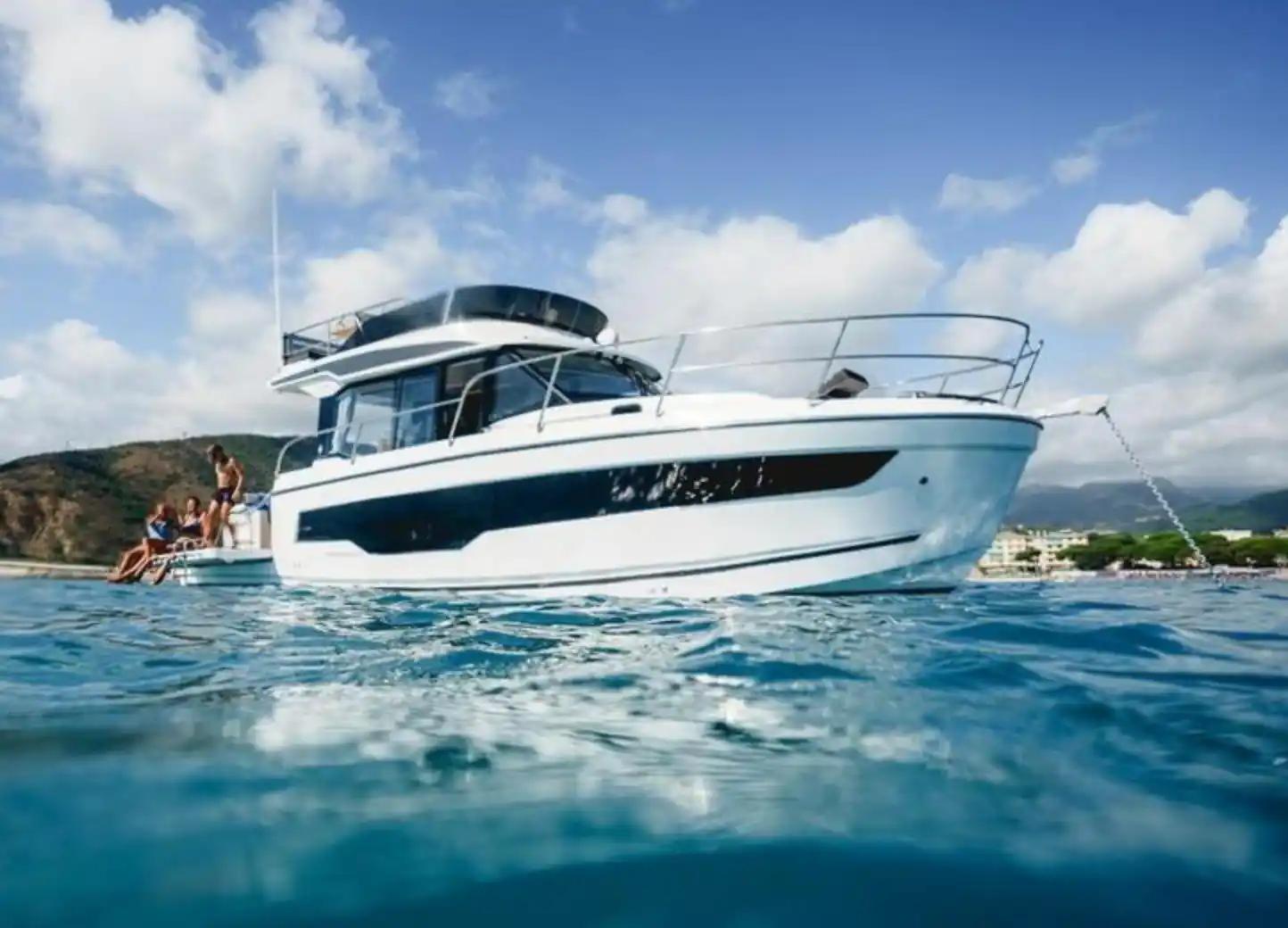 Jeanneau NC 1095 Fly For Sale