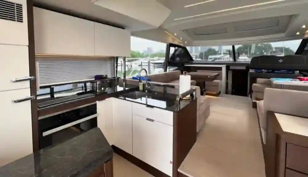 2021 Prestige 590 Sport zum Verkauf in Seneca, Illinois Sport Cruiser 4