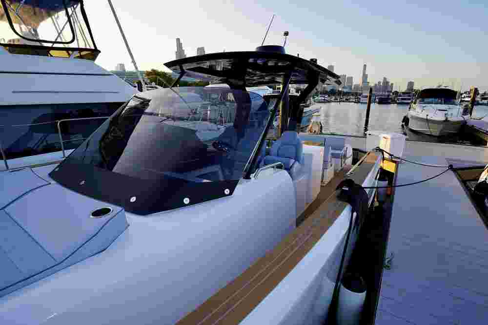 2025 Pardo Yachts P38